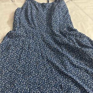 Women’s dress blue pattern size M